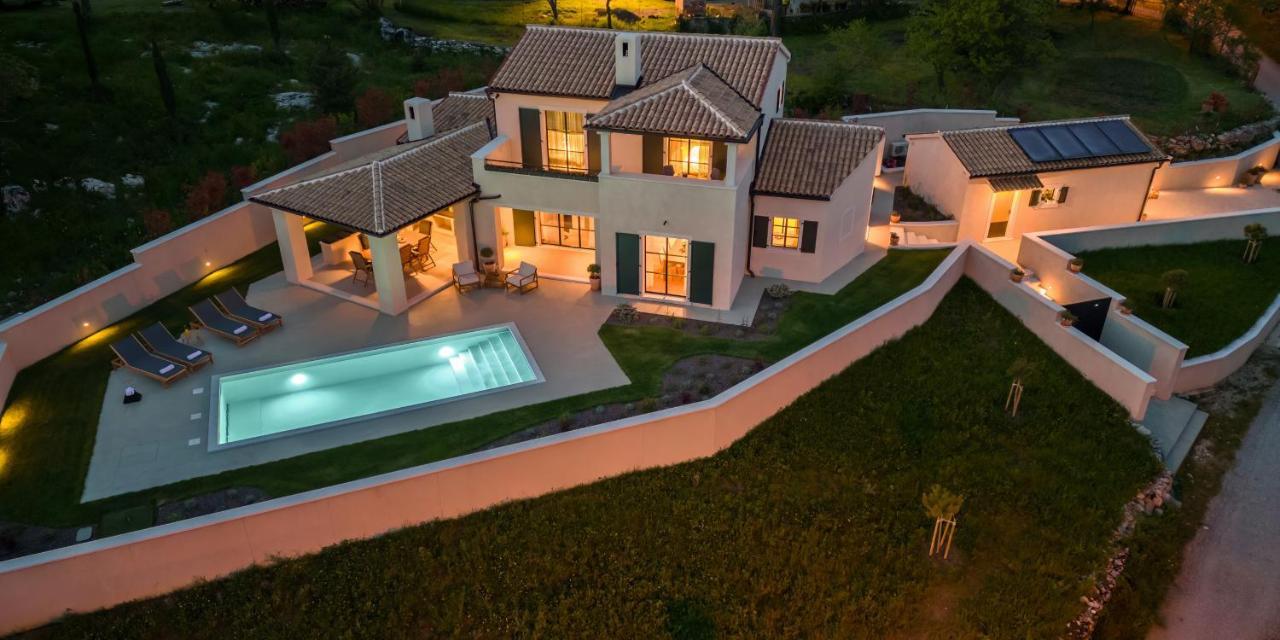 Villa Bora With Sauna And Heated Pool Vele Mune Zewnętrze zdjęcie